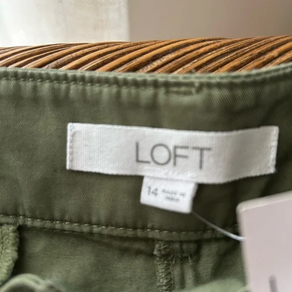Loft Ladies Olive Green Pants - Picture 5 of 6